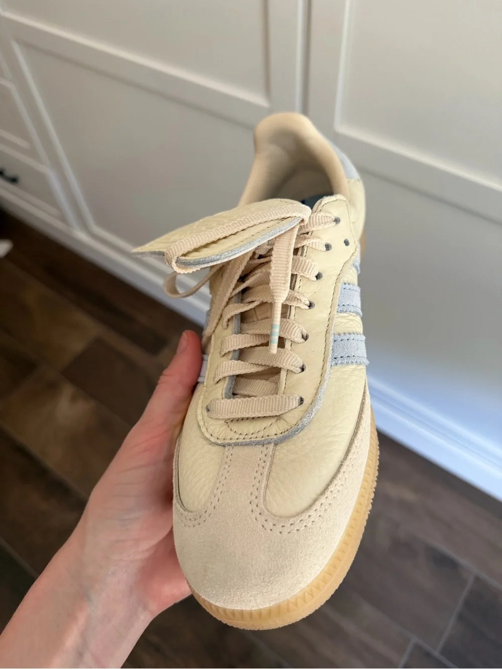 Adidas Samba Cream and Light Blue Leather Sneakers - Picture 4 of 6
